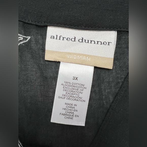 Alfred Dunner Women Summer In the City Embroidered Top - Picture 4 of 12